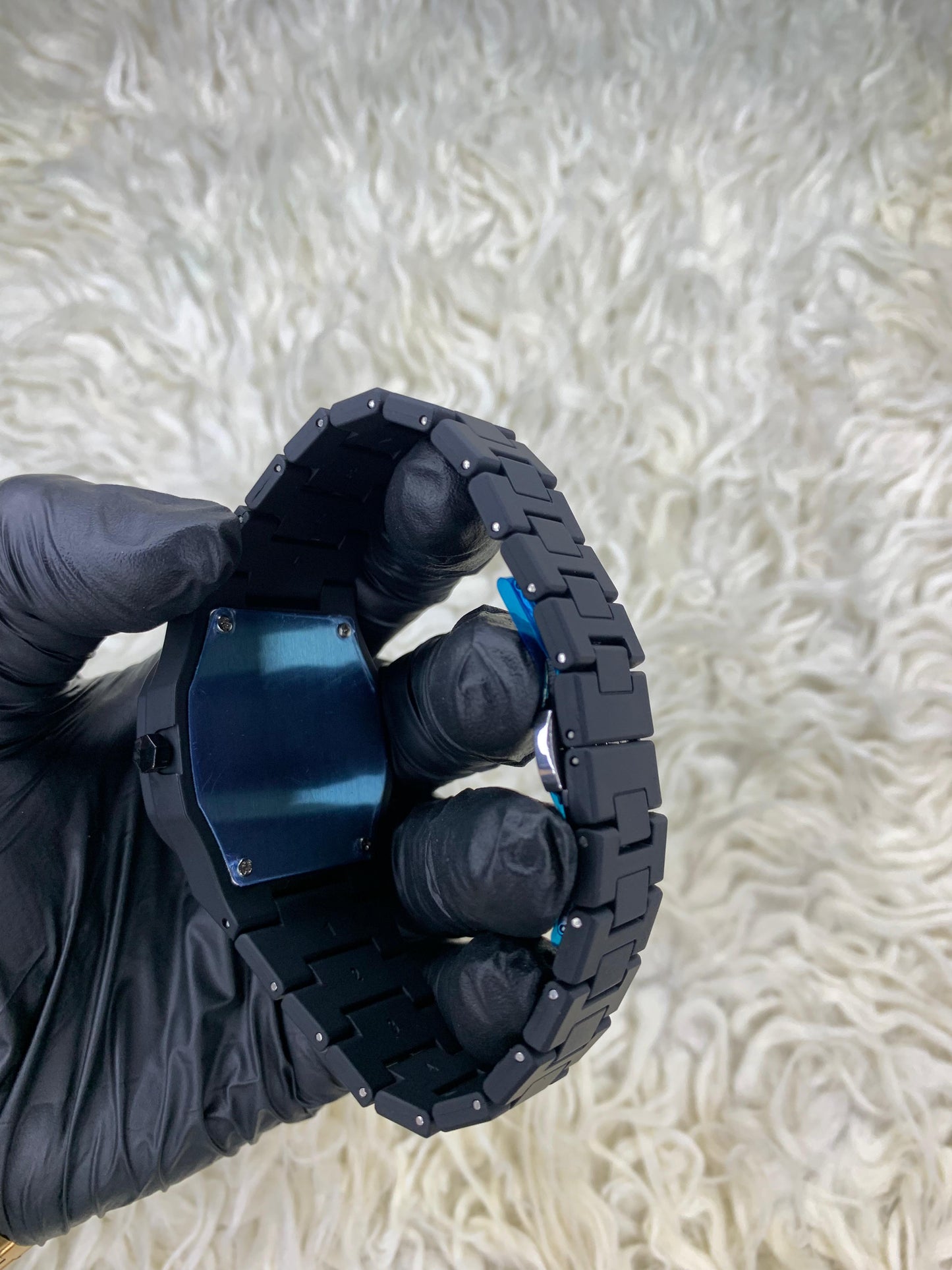 Arabic Aura All Black