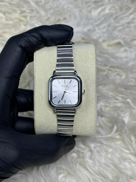Annie Time Silver Chain White Square Dial
