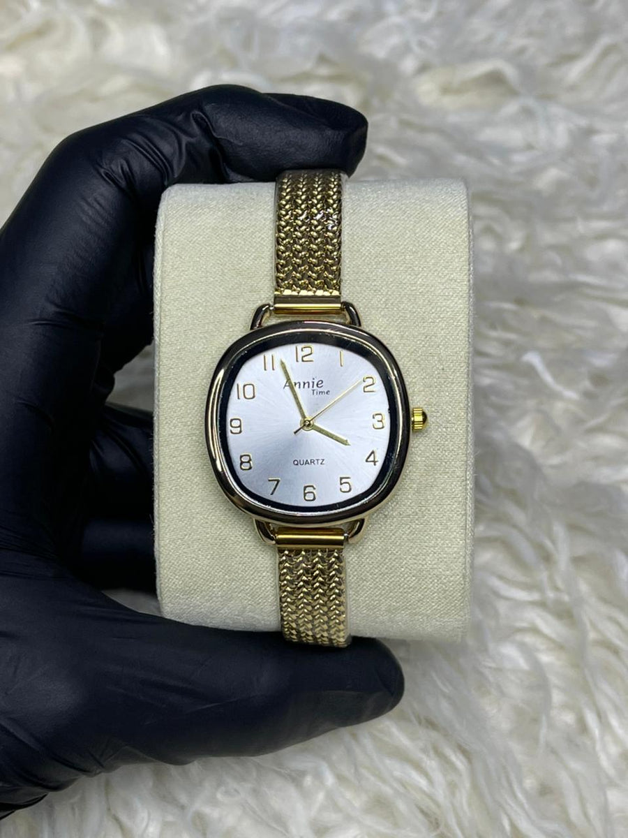 Annie Time Golden Chain White Dial